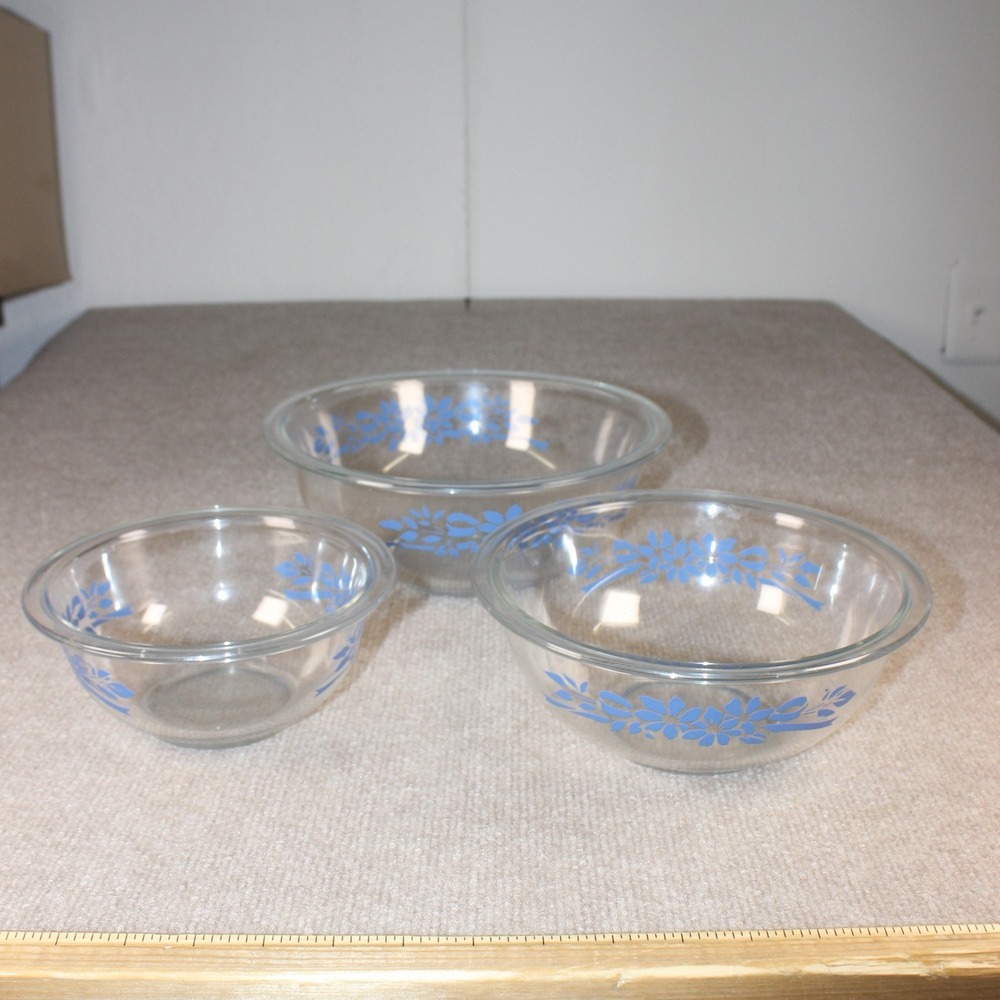 Vintage Pyrex Old Town Blue Onion Clear Glass Nesting Mixing Bowls Set of 3